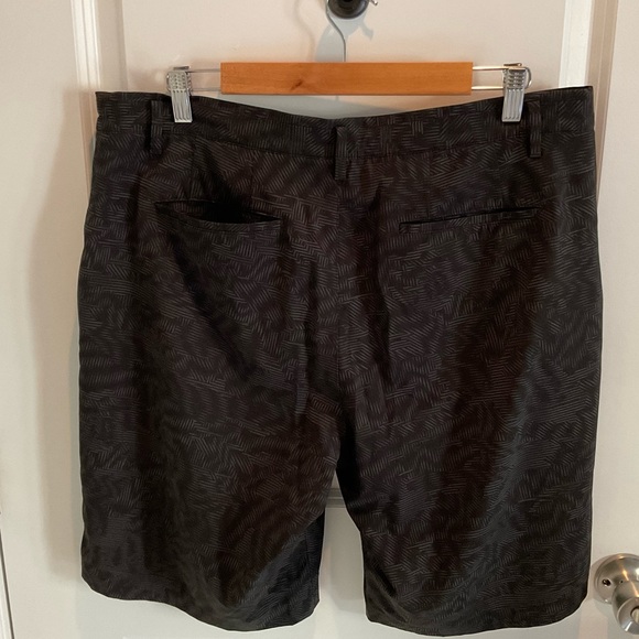 Nike Men’s Golf Shorts - Picture 2 of 3